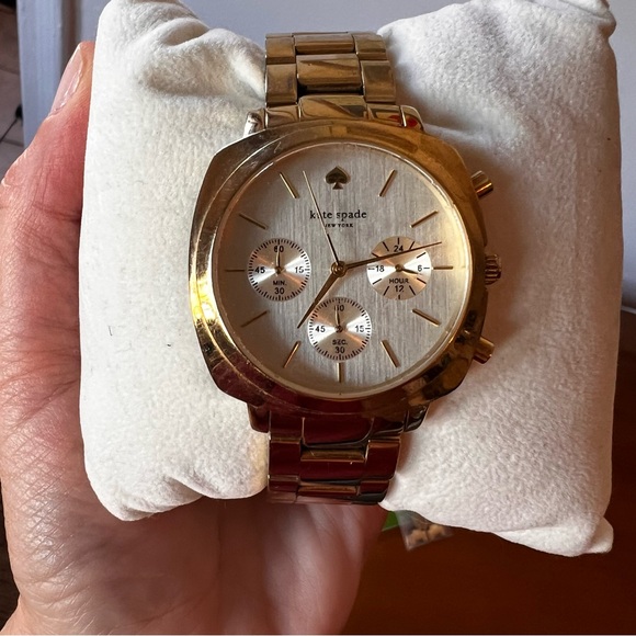 Kate Spade gold watch - Picture 4 of 9